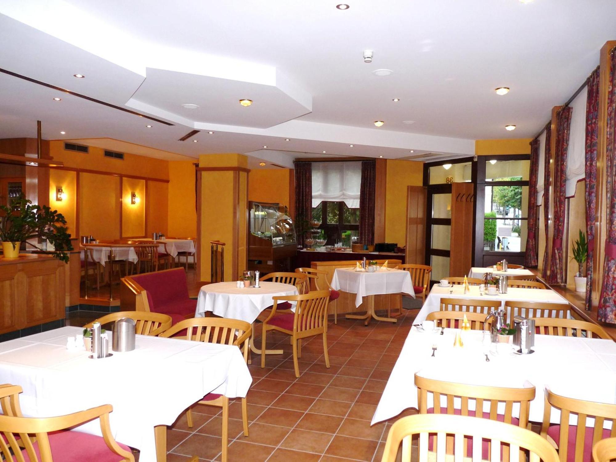 Hotel Garni "Zum Eichwerder" Templin Dış mekan fotoğraf