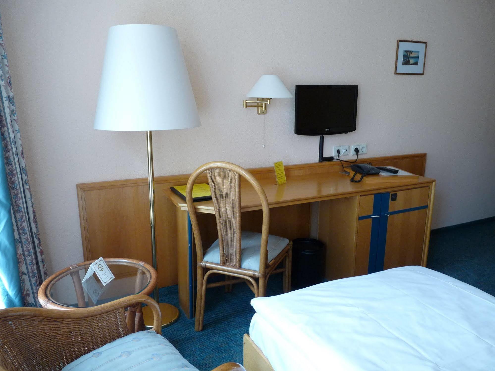 Hotel Garni "Zum Eichwerder" Templin Dış mekan fotoğraf