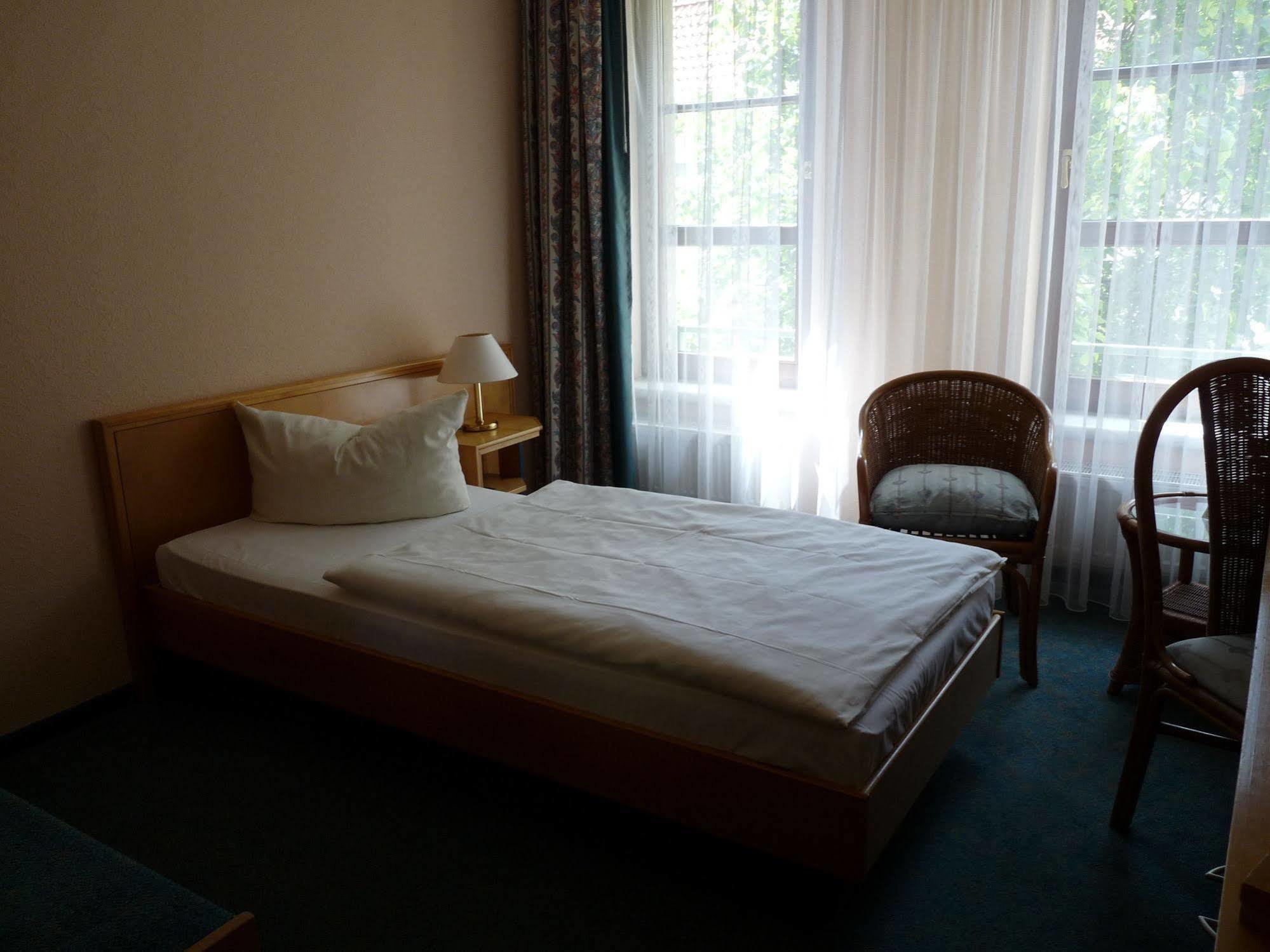 Hotel Garni "Zum Eichwerder" Templin Dış mekan fotoğraf